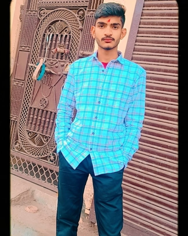 Kartikeya Sharma Profile Picture